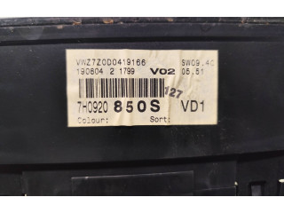 Přístrojová deska Volkswagen Transporter - Caravelle T5 2004 7H0920850S, 19080421799