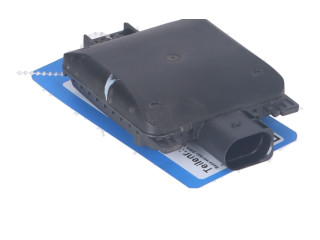 Датчик слепых зон 2Q0907686D   Skoda Octavia Mk4