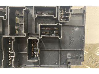 Блок предохранителей 82241SC020   Subaru Forester SH    