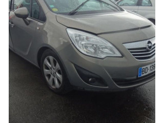 Панель приборов    Opel Meriva B       
