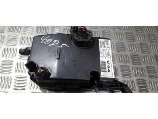 Блок предохранителей 912101C400, 4Y15A24 Hyundai Getz