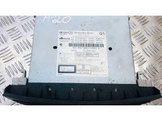 Радио/ проигрыватель CD/DVD / навигация