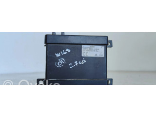 Радио/ проигрыватель CD/DVD / навигация