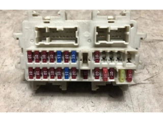 Pojistková skříňka Nissan Navara D40 2006