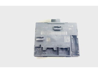 Блок управления двигателя 5Q0959592B   Volkswagen PASSAT