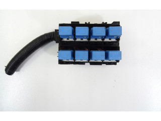   Pojistková skříňka 24382   Nssan Juke I F15 2014