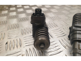 Vstřikovač 038130073BN   Volkswagen Caddy     