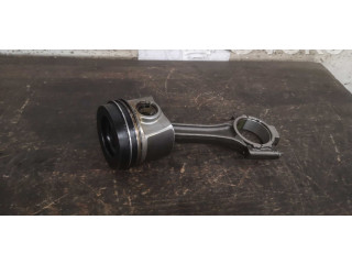  Поршень CXXB 04L107065D, 03L105401A  Skoda Octavia Mk2 (1Z)  