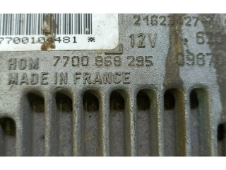 Блок управления двигателем Блок управления 7700868295   Renault Clio I