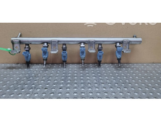 Топливная рампа 022133315M, 022906031J   Audi A3 S3 8P  