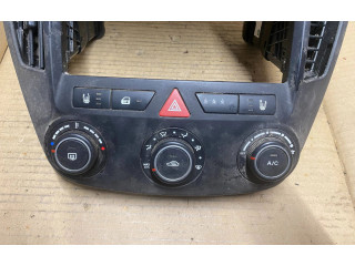 Дисплей    957101H100, 972501H201EQ   KIA Ceed