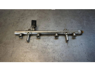 Топливная рампа 06K133317G   Audi TT TTS RS Mk3 8S   для двигателя CHH