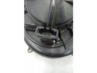 Вентилятор печки       Volvo V70