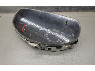 Панель приборов MR480356 Mitsubishi Carisma