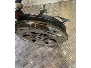 Генератор 31491811 Volvo XC90