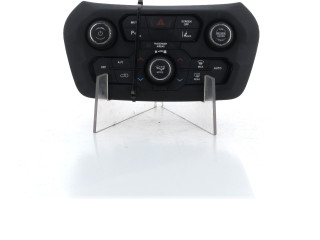 Блок управления климат-контролем 735789986 Jeep Renegade