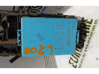 Блок предохранителей MD142382 Mitsubishi L200