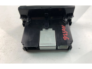 Дисплей    31268055   Volvo C30