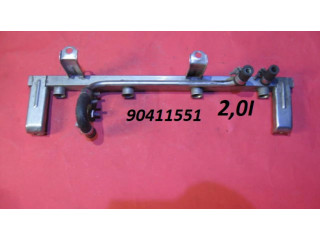 Топливная рампа 90411551   Opel Calibra 0.0 