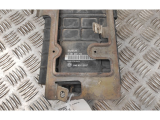 Блок управления двигателем ECU 0261200760, 1H0907311F Volkswagen Golf III 1996