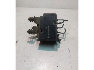 Блок АБС 1K0907379P Skoda Octavia Mk2 (1Z) 2004 - 2013 года