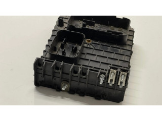 Блок предохранителей 1K0937124H, 013949631C Audi A3 S3 8L