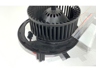 Вентилятор печки    5Q1819021B   Audi A3 S3 8V