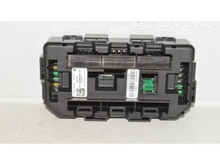 Pojistková skříňka 9389068 BMW 4 F36 Gran coupe 2016