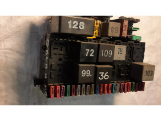 Блок предохранителей 7M0937025D, 14A073D Ford Galaxy