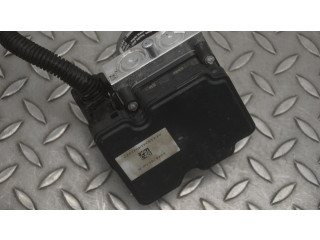 Рулевая рейка Блок ABS 104474500B Tesla Model 3 2017 - года