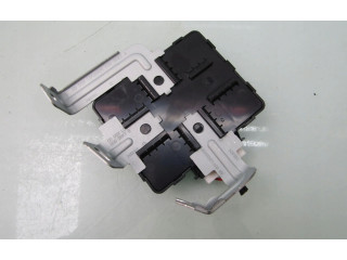 Блок управления 95300J7200   KIA Xceed