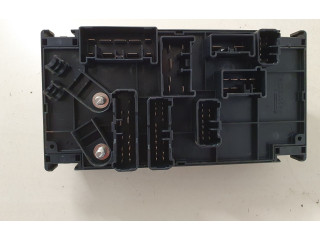 Блок предохранителей 82241SC070   Subaru Forester SH    