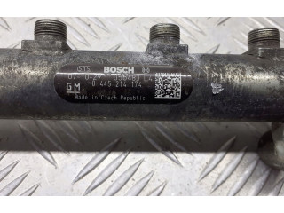 Топливная рампа 0445214174   Chevrolet Captiva  