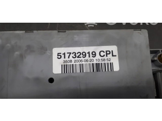 Блок предохранителей 51732919 Fiat Idea