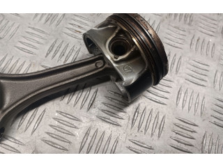 Píst 06M107066AB   Audi Q7 4M    DCB 