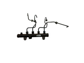 Топливная рампа 9681649580, 06324106822   Volvo V50  