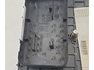   Pojistková skříňka 3C0937125A   Volkswagen Tiguan 2002