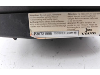 Подушка безопасности водителя P30721996 Volvo V70