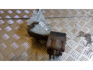 Подушка двигателя