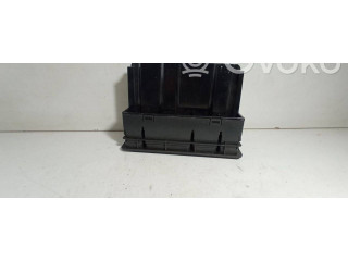 Блок управления климат-контролем 5047592, A069570   Saab 9-5