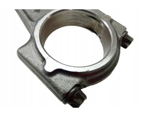  Поршень с шатуном  SKYACTIV  Mazda 3  