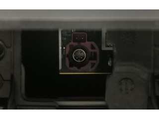 Дисплей 1089543-00-J Tesla Model 3