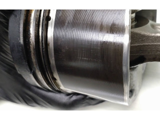 Поршень с шатуном 4N14 Mitsubishi Outlander