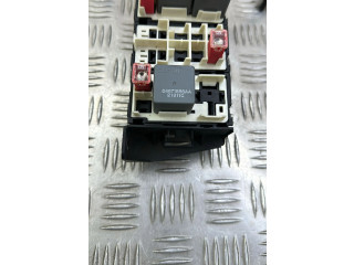 Блок предохранителей 04671886AA Jeep Grand Cherokee