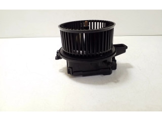 Вентилятор печки    4M1820021C   Audi e-tron