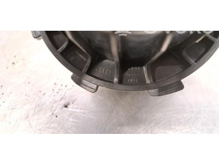 Вентилятор печки    8T1820021   Audi Q5 SQ5