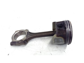  Поршень с шатуном  4M5402, 500004  Nissan Primera для бензинового двигателя 1.8