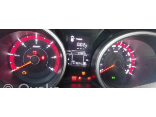 Přístrojová deska SsangYong Tivoli 2016 8021035100