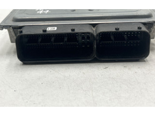 Блок управления двигателя 03L906023FK, 5WP42648AA Volkswagen Caddy