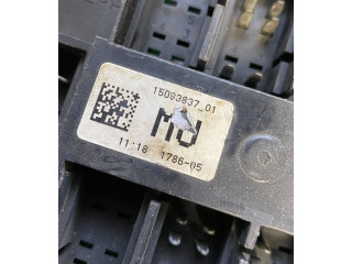 Блок предохранителей 15093837, 178605 Chevrolet Suburban